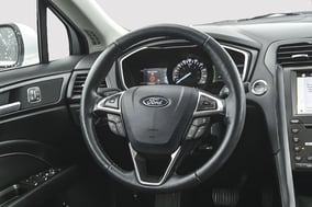 Elite Studio - 15-9845510-ford-fusion-2023-wall-of-fame-avant-coin-conducteur