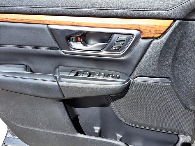 blainville-chrysler-used-pm-only-honda-cr-v-20_RdnZ8SJ